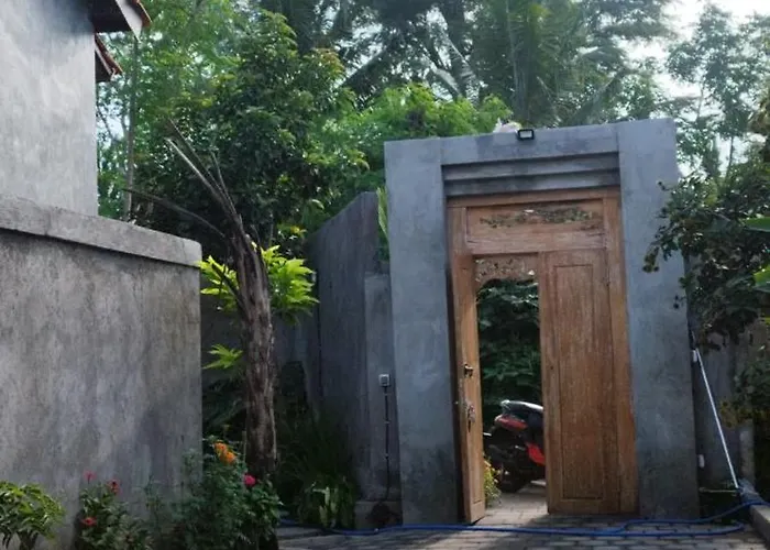 Avocado House - Private House With Garden View Villa Ubud (Bali)